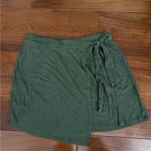 h.i.p. Ribbed Wrap Mini Skirt in Forest Green
